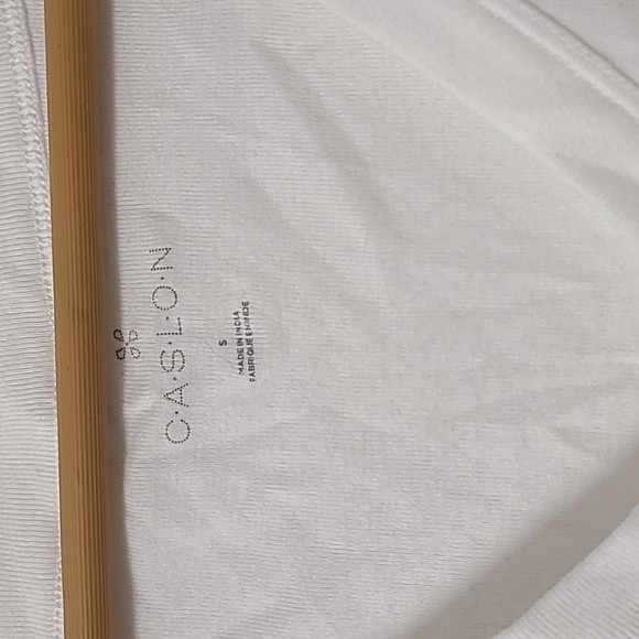 NWT Caslon V-Neck Tank - Picture 5 of 8